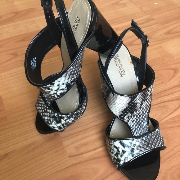 Kenneth Cole Reaction Shoes - Kenneth Cole Reaction, high heels, size 7.5